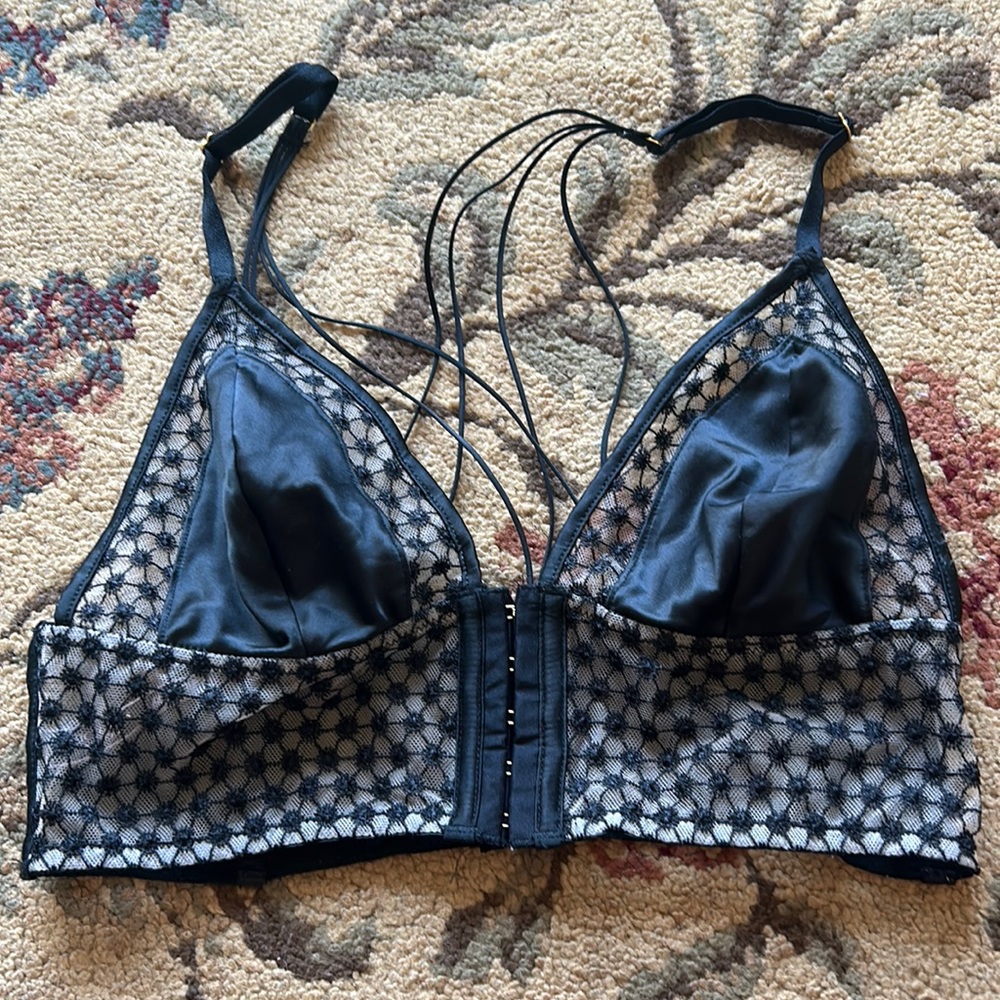 Victoria’s Secret Mesh Strappy Back Bralette
